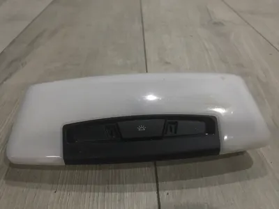 Плафон подсветки салона BMW 1 F20 N13B16 2012 (б/у)