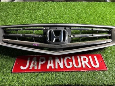 Решетка радиатора Honda Accord 8