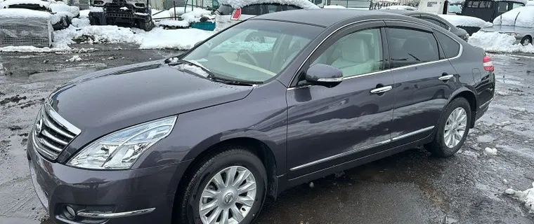 Nissan Teana 2010