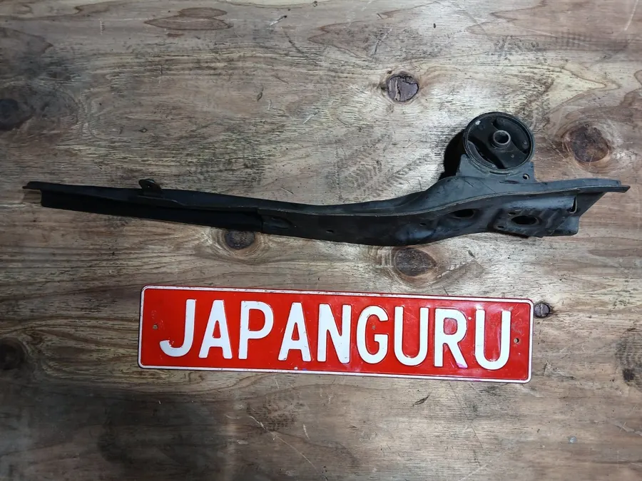 Балка продольная под ДВС Mitsubishi Lancer 10 4B11 2.0 2007 (б/у)