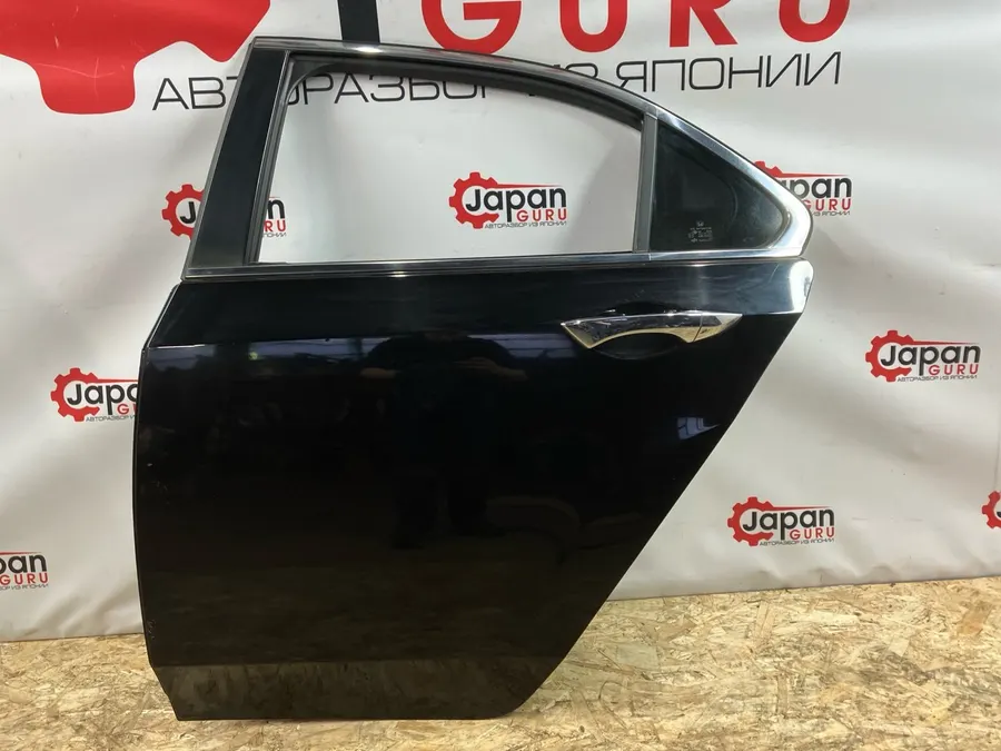 Дверь боковая Honda Accord 8 РЕСТАЙЛИНГ R20A 2011 задн. лев. (б/у)