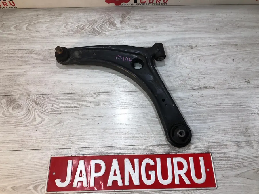 Рычаг подвески нижний Mitsubishi Outlander GF7W 4J11 2.0 2014 перед. лев. (б/у)