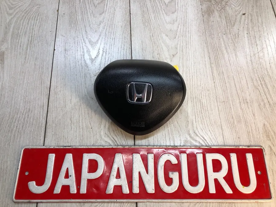Подушка безопасности в руль Honda Accord 8 K24A 2010 (б/у)