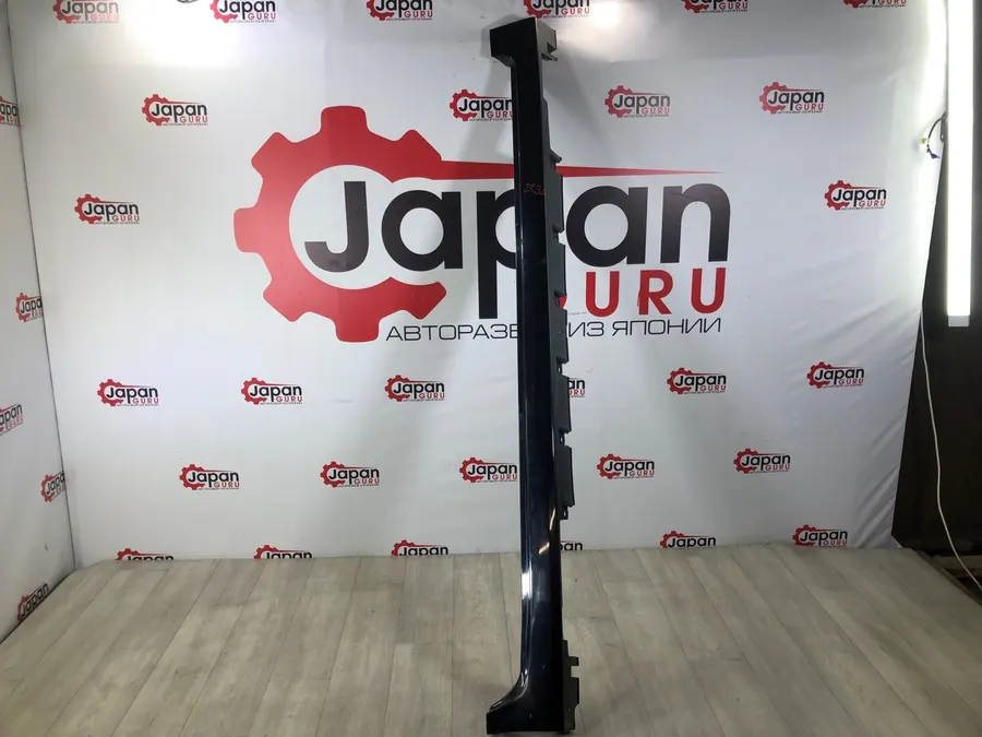 Накладка порога Nissan Teana J32 VQ25 2010 лев. (б/у)
