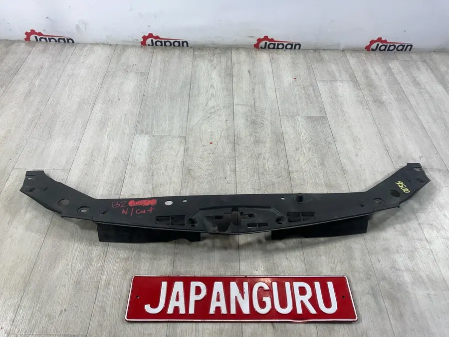 Накладка замка капота Honda Accord 8 R20A 2011 (б/у)