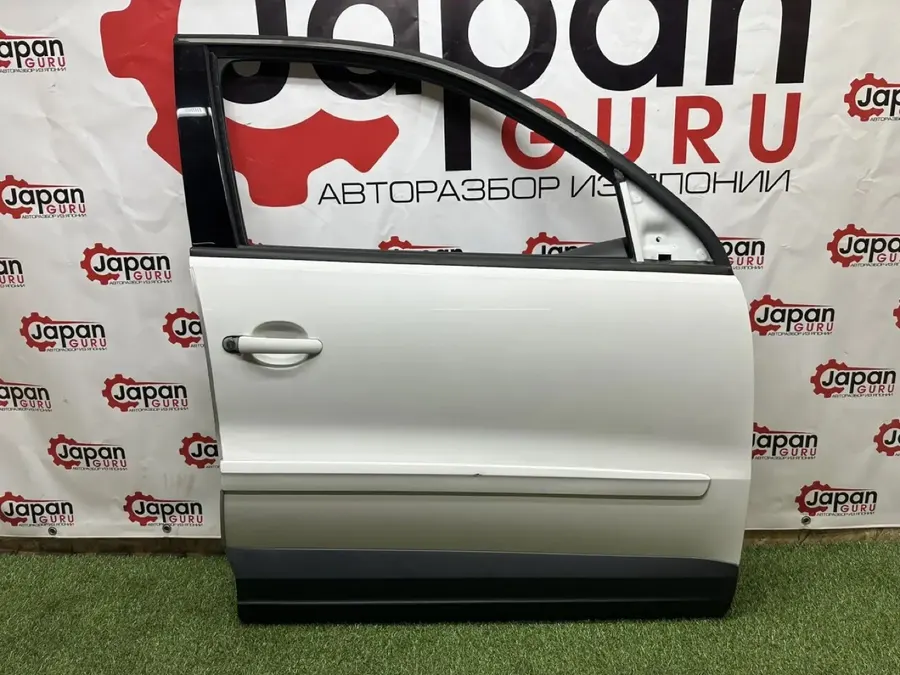 Дверь боковая Volkswagen Tiguan 1 CAW 2010 перед. прав. (б/у)