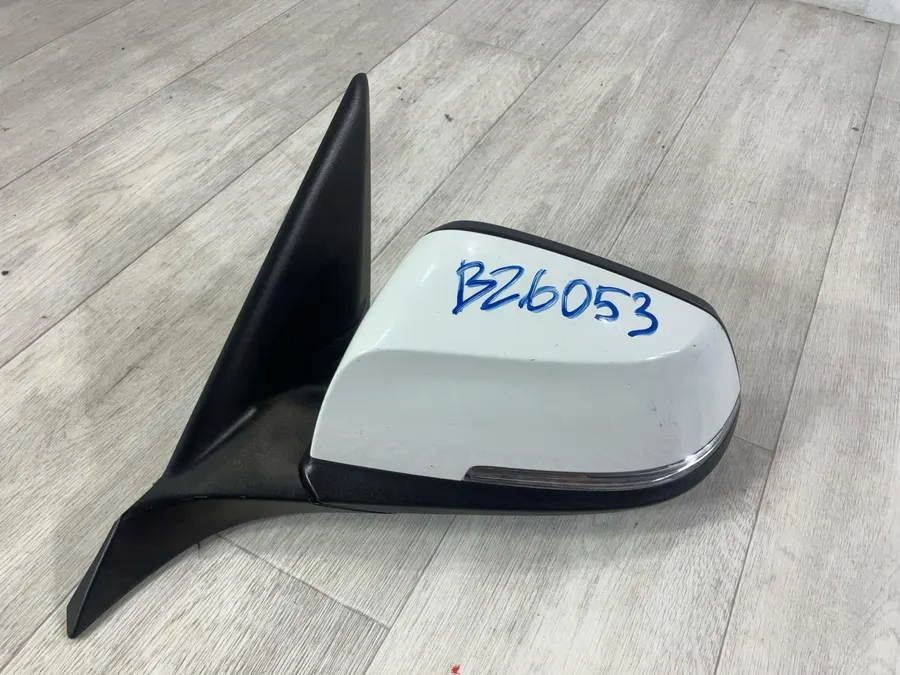 Зеркало заднего вида боковое BMW 1 F20 N13B16 2012 лев. (б/у)
